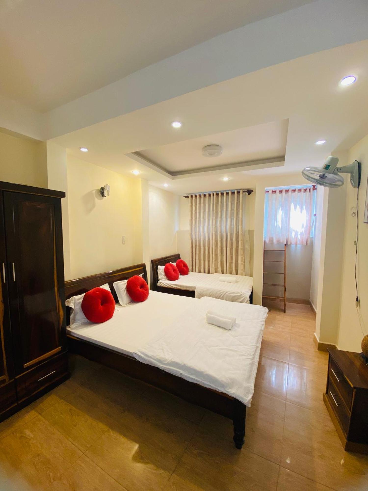 Khach San Thuy Tien Hotel Dalat Bagian luar foto