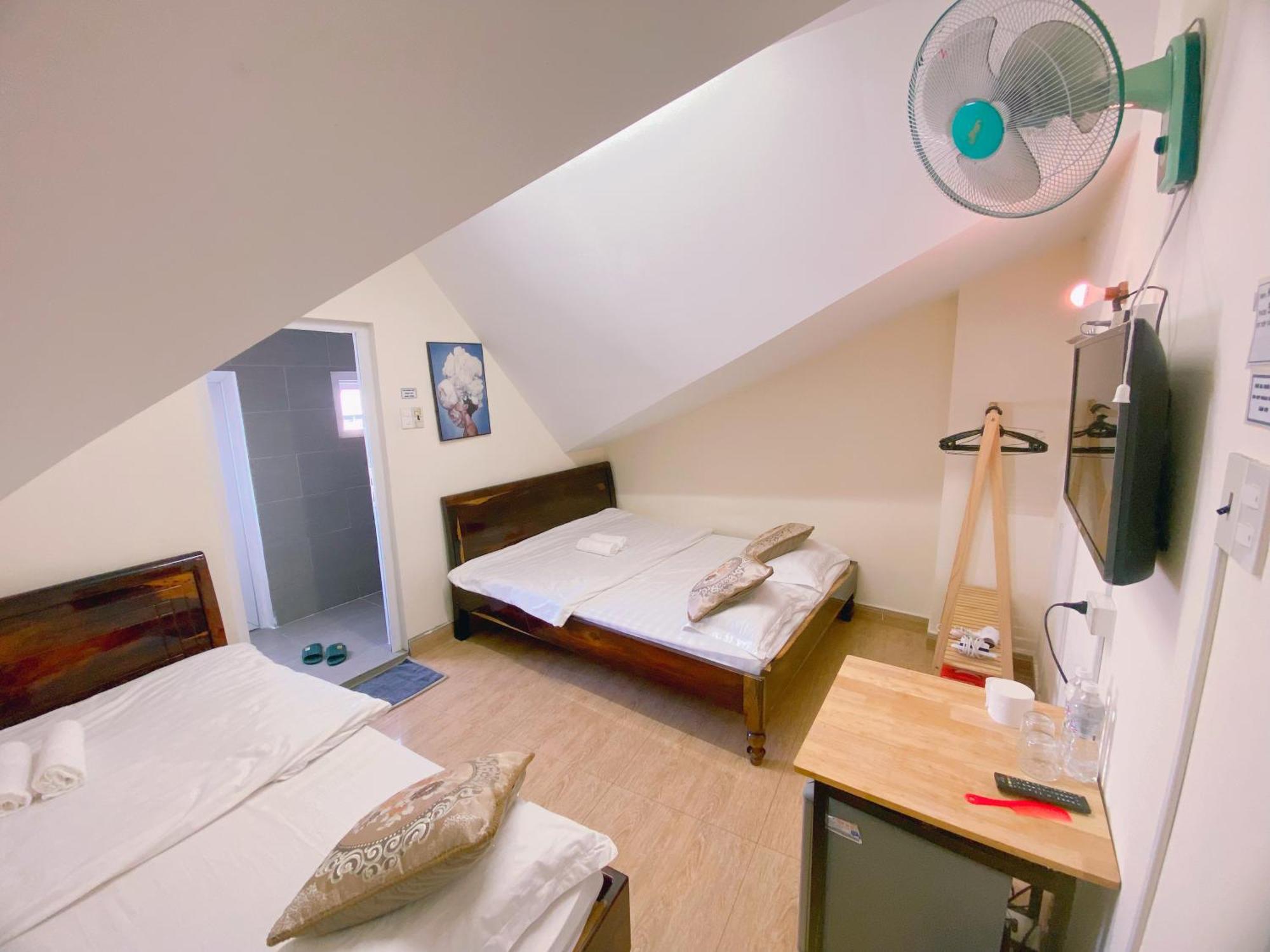 Khach San Thuy Tien Hotel Dalat Bagian luar foto